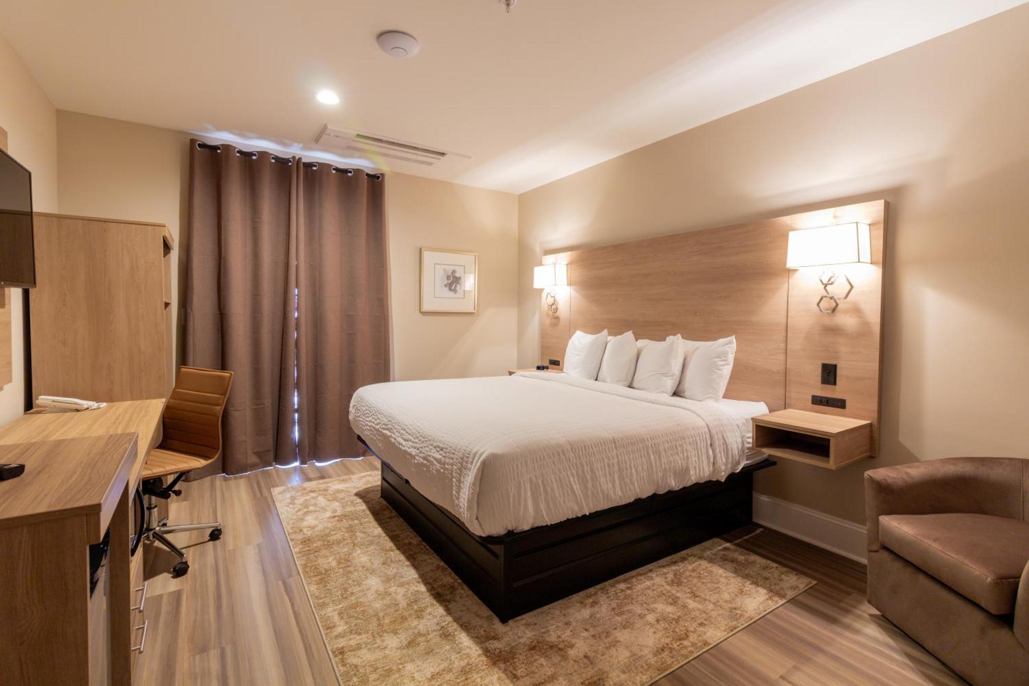 Hotel Bask At Big Rock Landing 3*