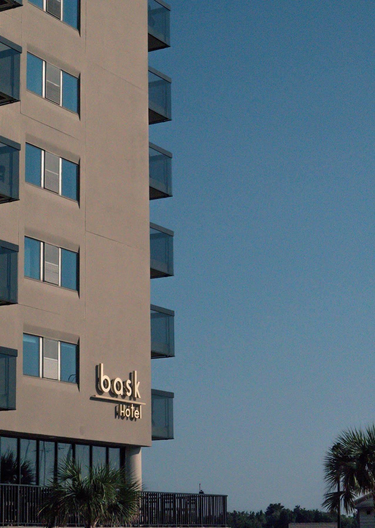 Bask At Big Rock Landing Hotel 3*