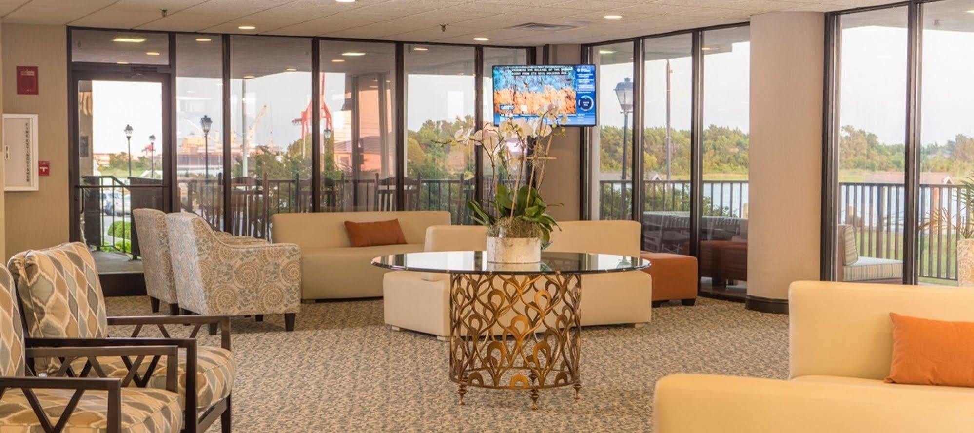 Hotel Bask At Big Rock Landing 3*