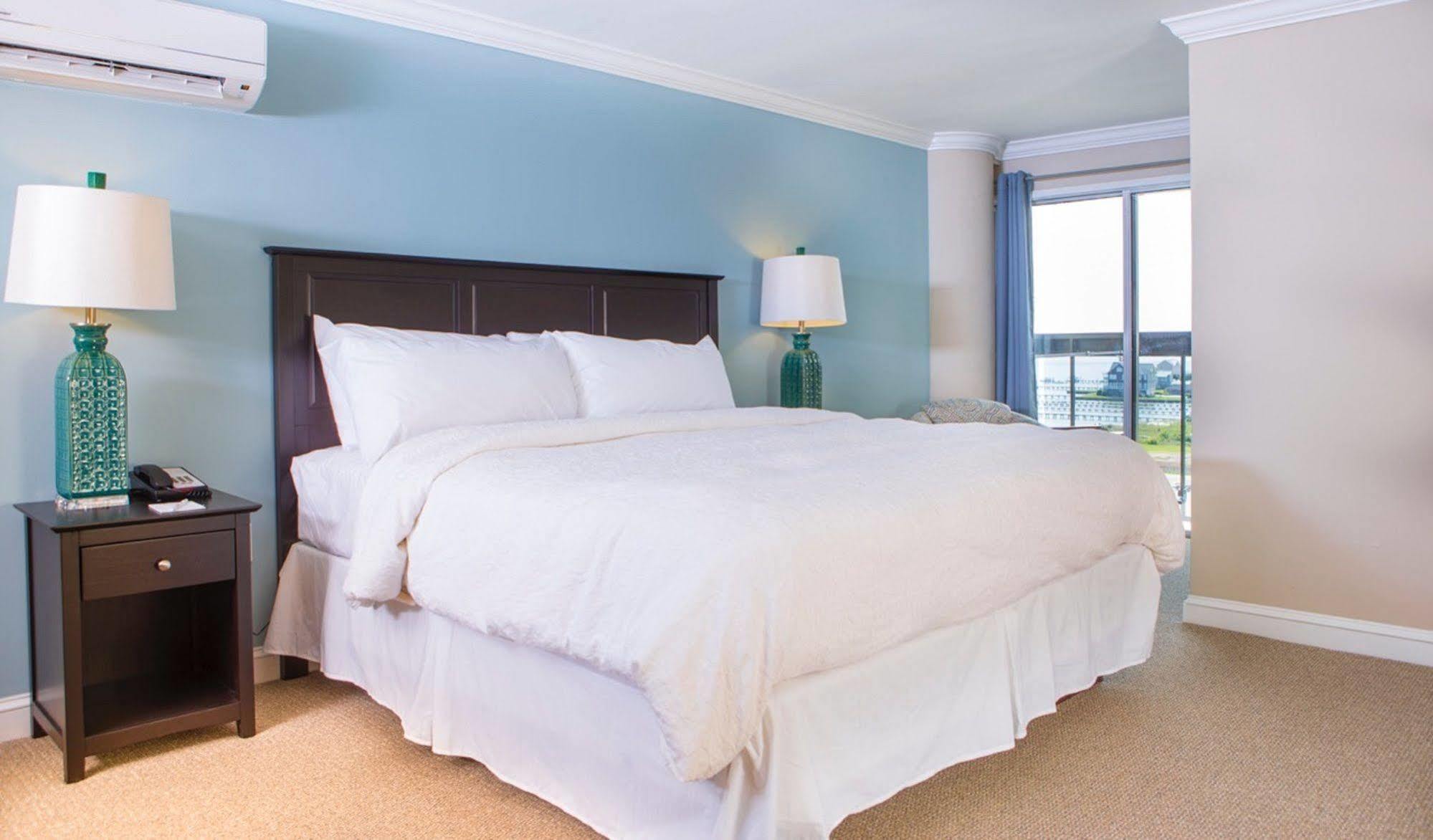 Bask At Big Rock Landing Hotel Morehead City