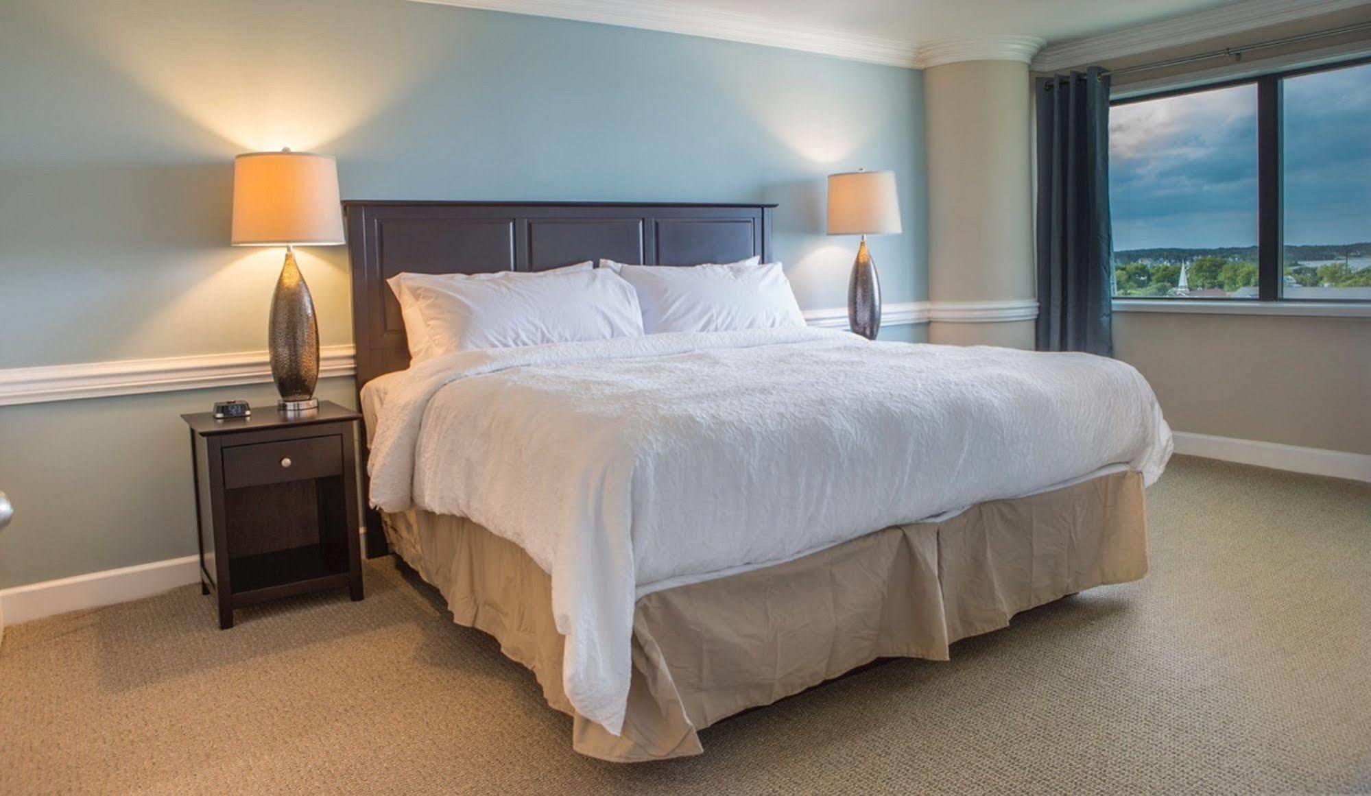 Bask At Big Rock Landing Hotel Morehead City