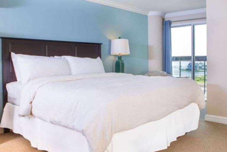 Hotel Bask At Big Rock Landing